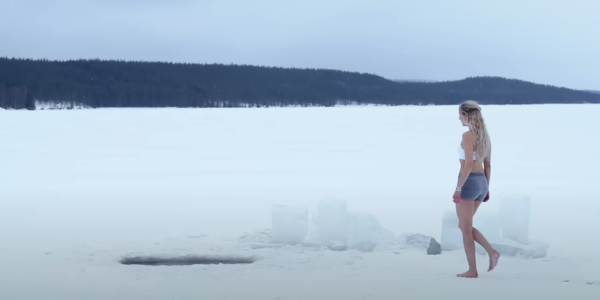 The Therapeutic Power of Ice Baths in the Arctic Darkness